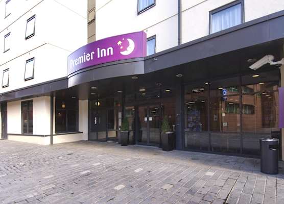Premier Inn Liverpool City Centre - Moorfields 1