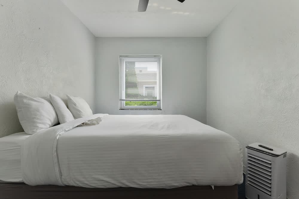 Oceanic Hotel 5
