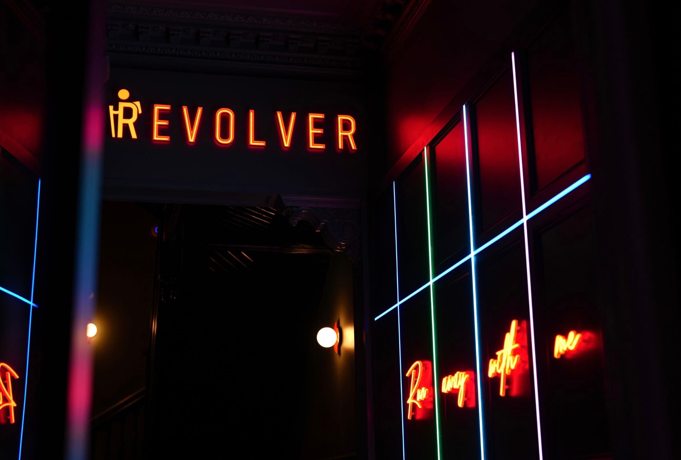 Revolver Edinburgh 3