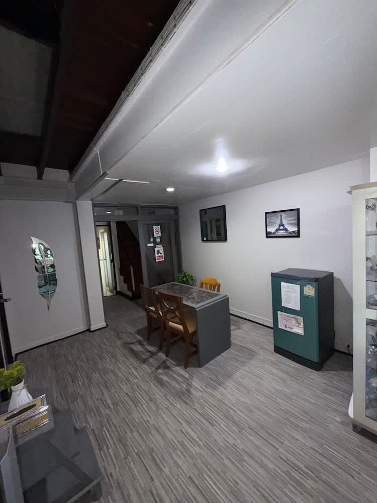Ree House 3