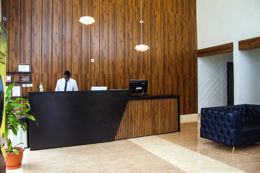 Hotel Capitol 5