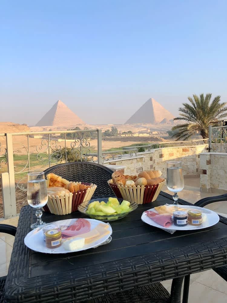 Great Sun Pyramids Inn 5