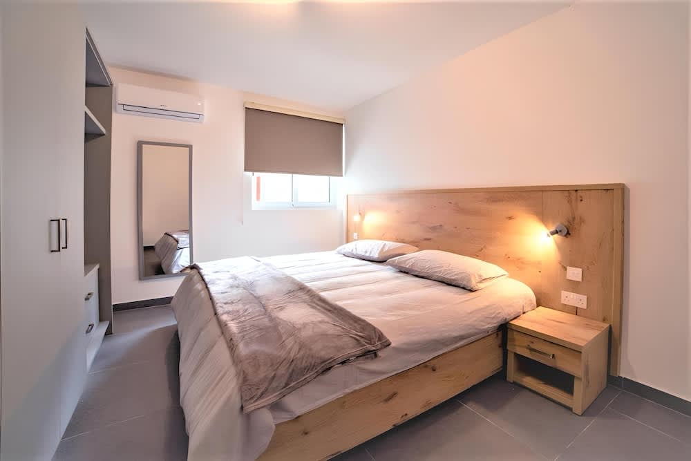 Elise Apartments 4