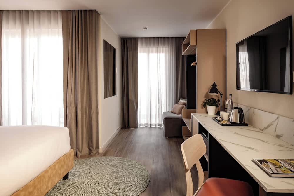 Strand Suites by NEU Collective 4