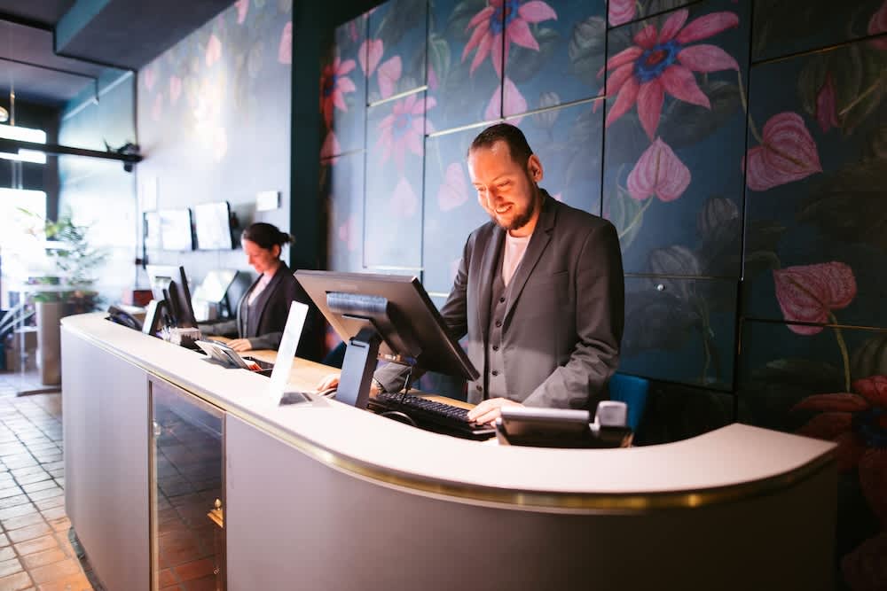 Ambassador City Centre Hotel 4