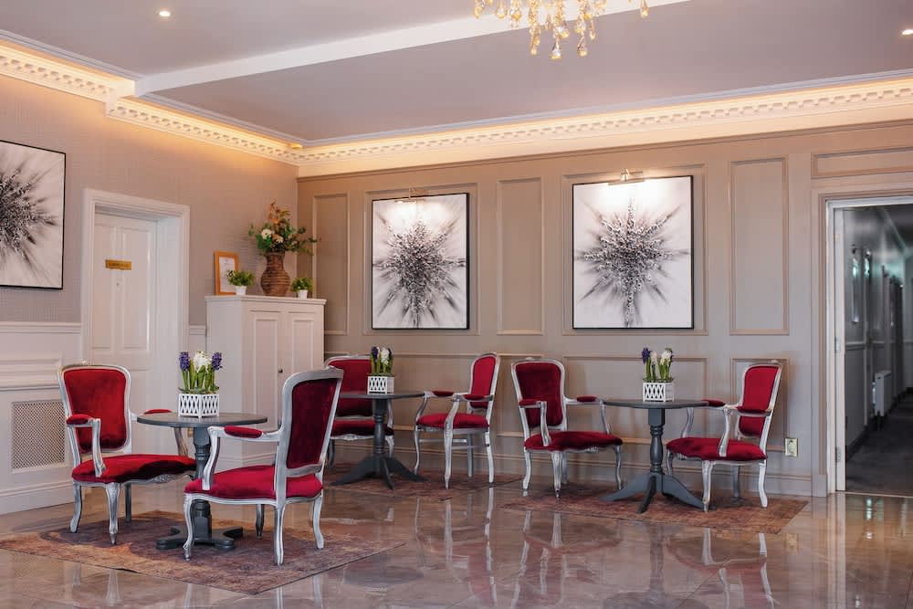 Brook Lodge Boutique Hotel 4