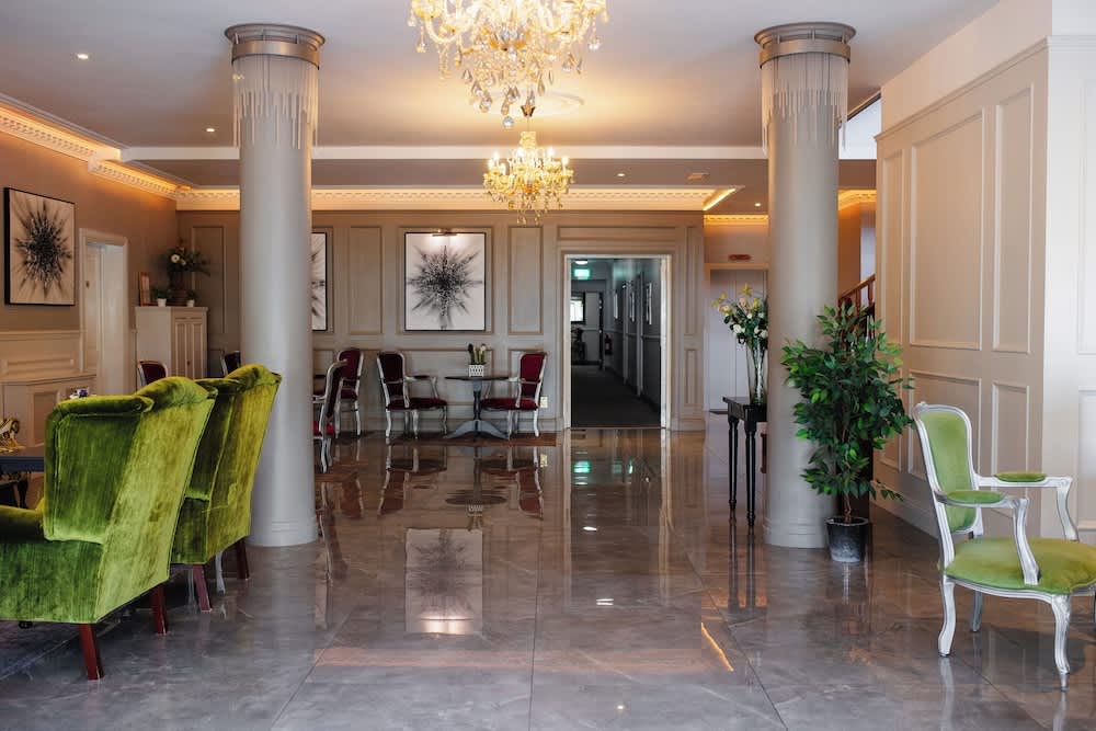 Brook Lodge Boutique Hotel 5