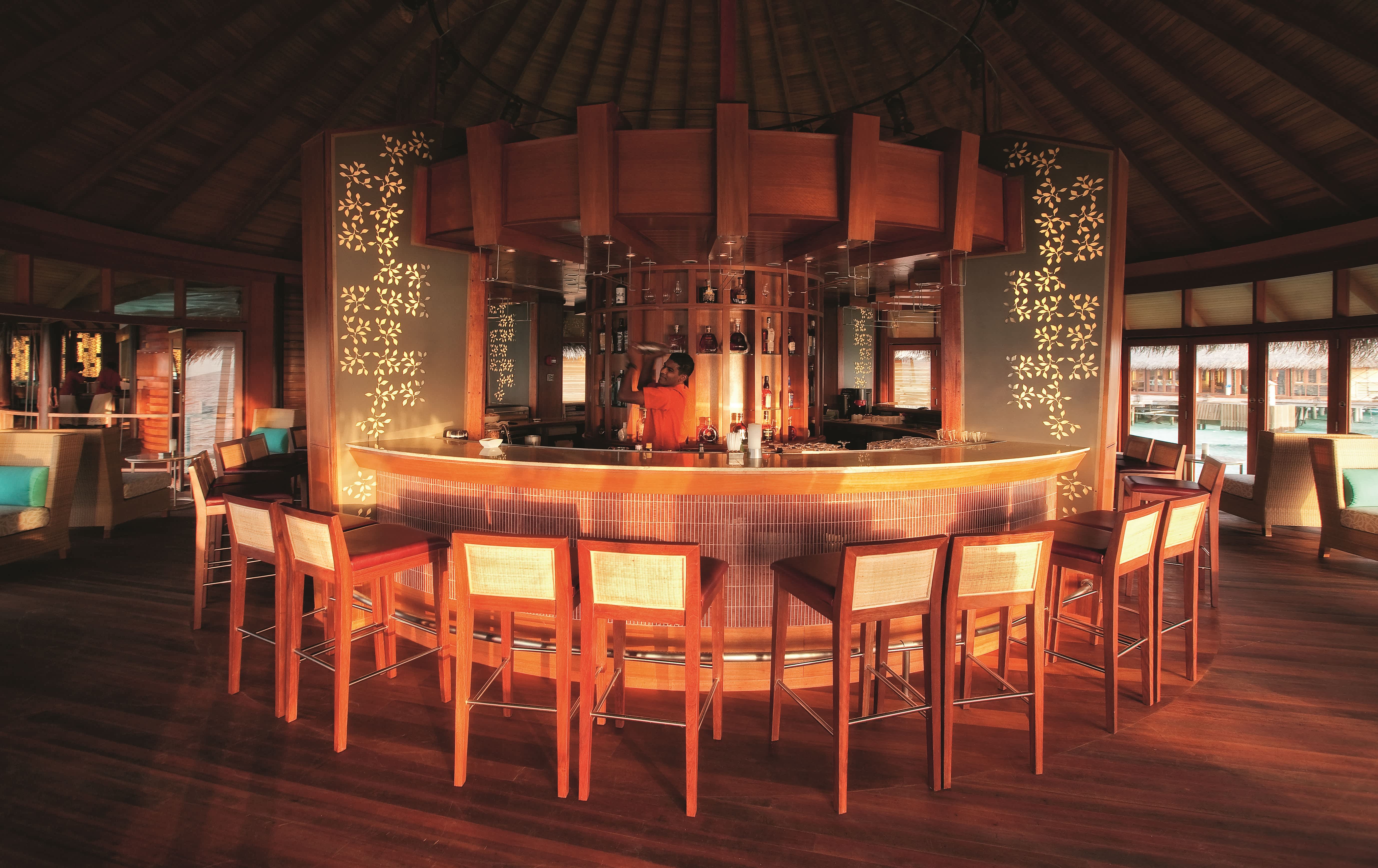 Constance Halaveli Resort 5