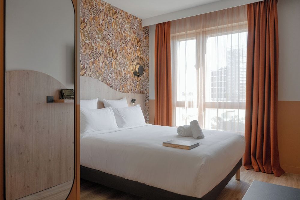 Bordeaux - Paris - All Suites Hôtel - Paris Pleyel - L'Île Saint Denis - Paris