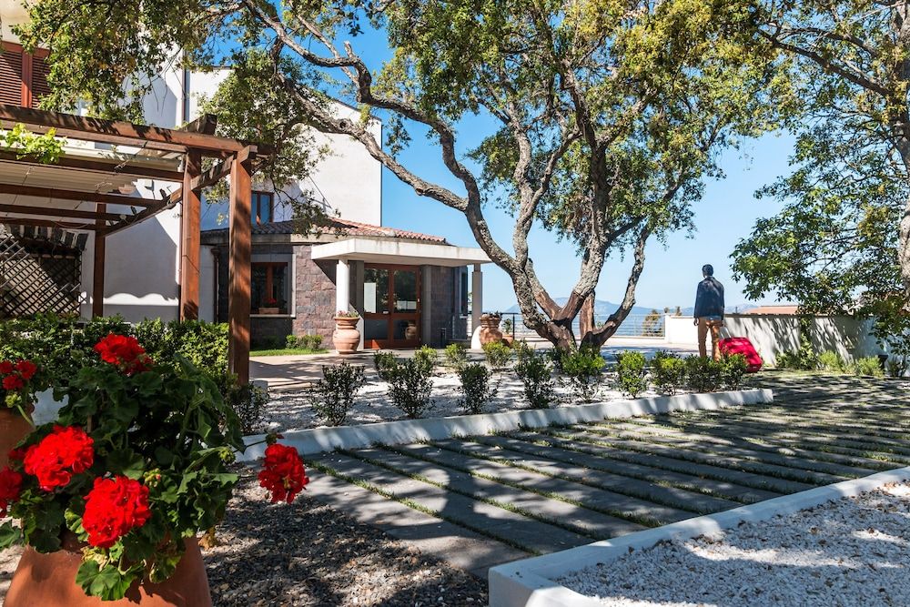 Montpellier - Cala Gonone - Hotel Il Querceto - Cala Gonone