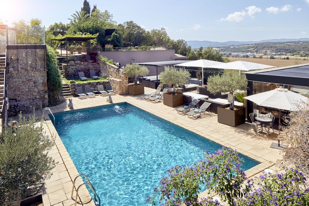 Caen - Pals - Hotel Castell d'Emporda - Pals