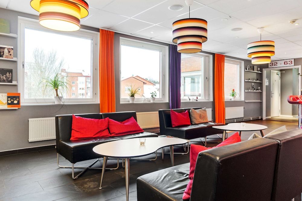 Marseille - Stockholm - Sure Hotel by Best Western Stockholm Alvsjo - Stockholm