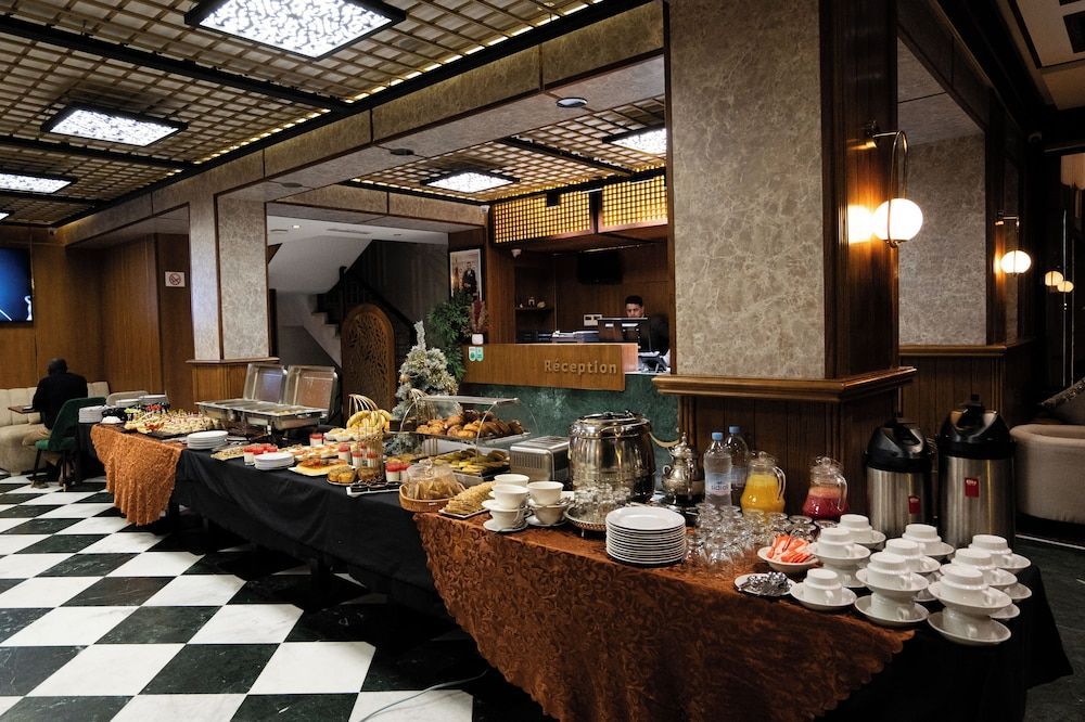 Paris - Kénitra - Razane Hôtel - Kénitra