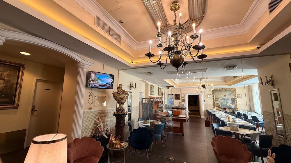 Paris - Vienne - Hotel Pension Excellence - Vienne