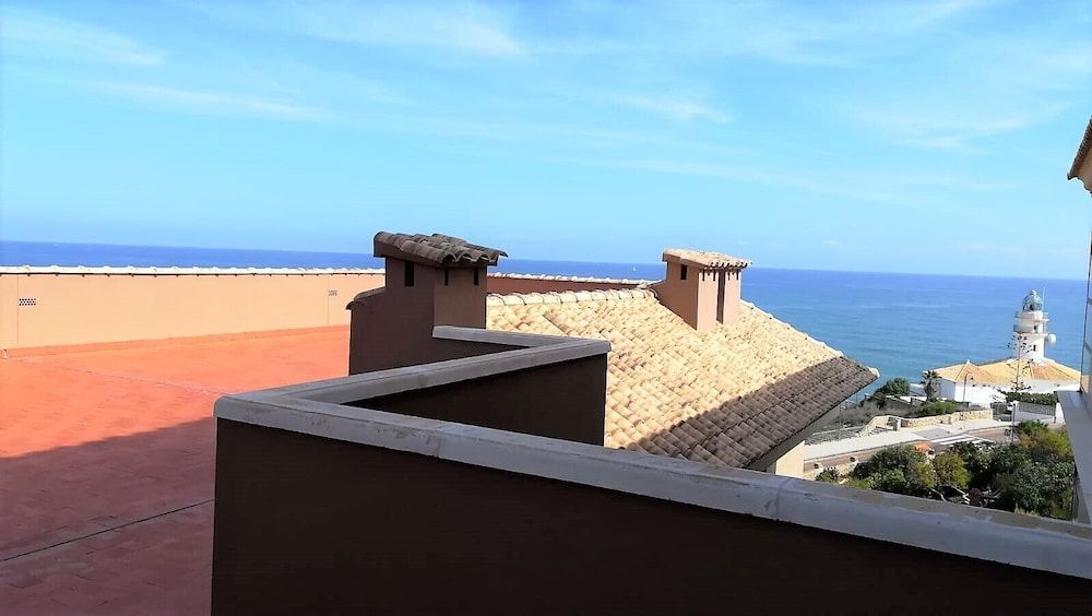 Lyon - Cullera - Aparthotel El Faro - Cullera