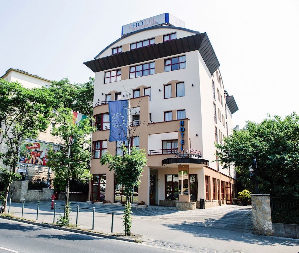 Lyon - Budapest - Hotel Mediterran - Budapest