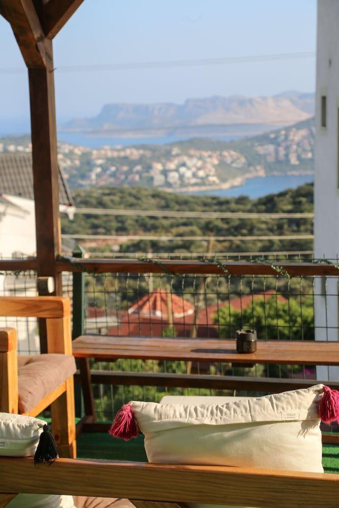 Bâle Mulhouse - Kaş - Just Dream Suites - Kaş