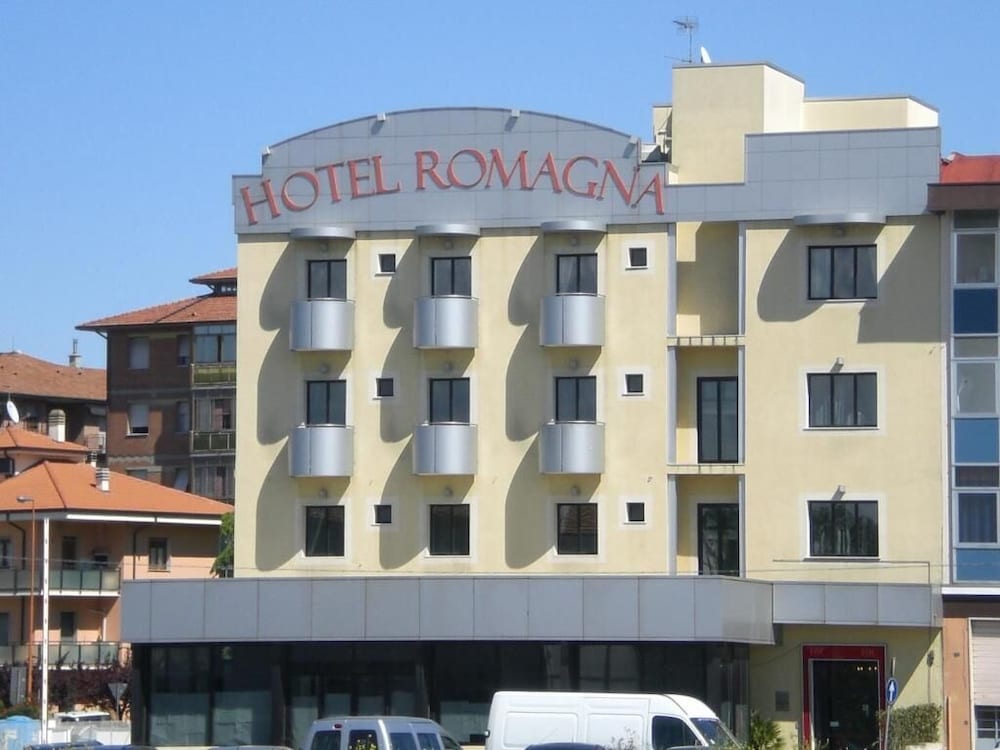 Paris - Cesena - Hotel Romagna - Cesena
