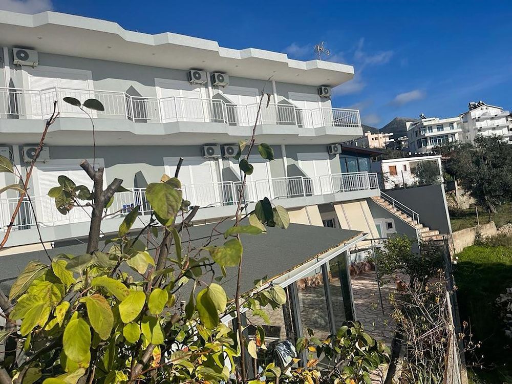 Bâle Mulhouse - Dhërmi - La Maroja View Hotel - Dhërmi