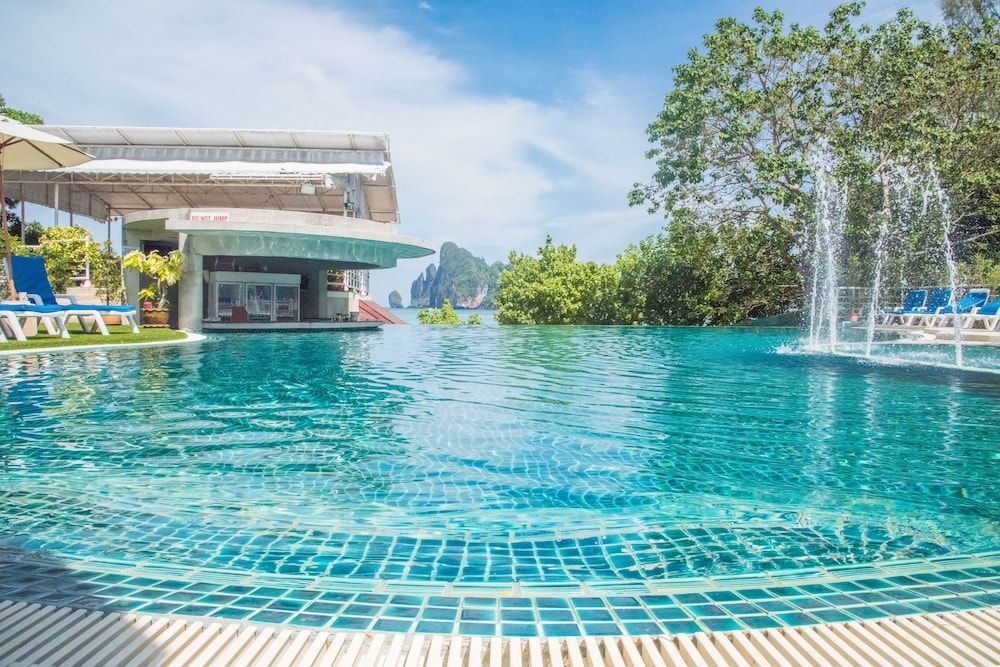 Paris - Koh Phi Phi - PP Charlie Beach Resort - Koh Phi Phi