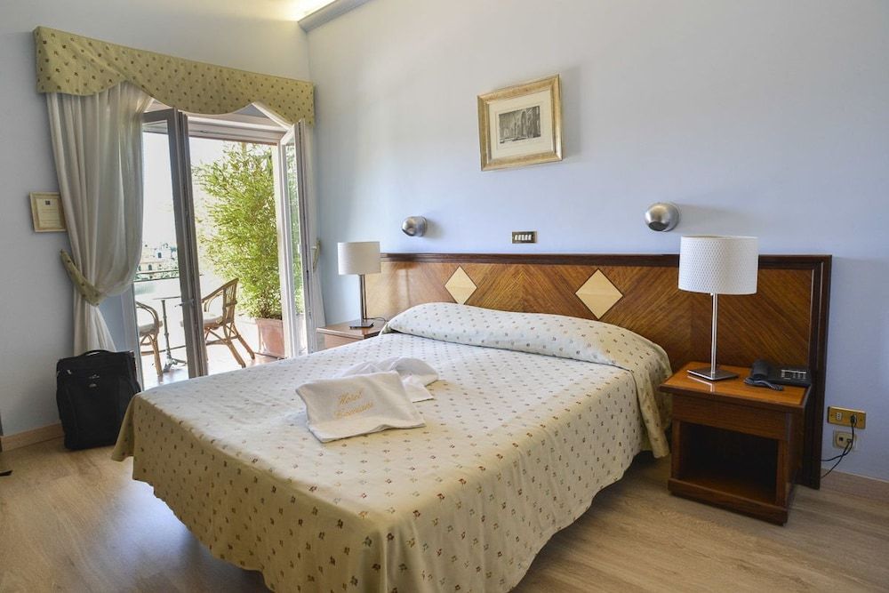 Nice - Ciampino - Hotel Cacciani - Ciampino
