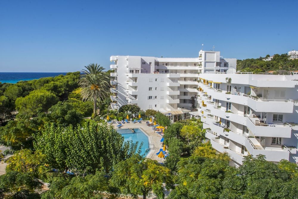 Brest - Cala Galdana - Hamilton Court - Cala Galdana