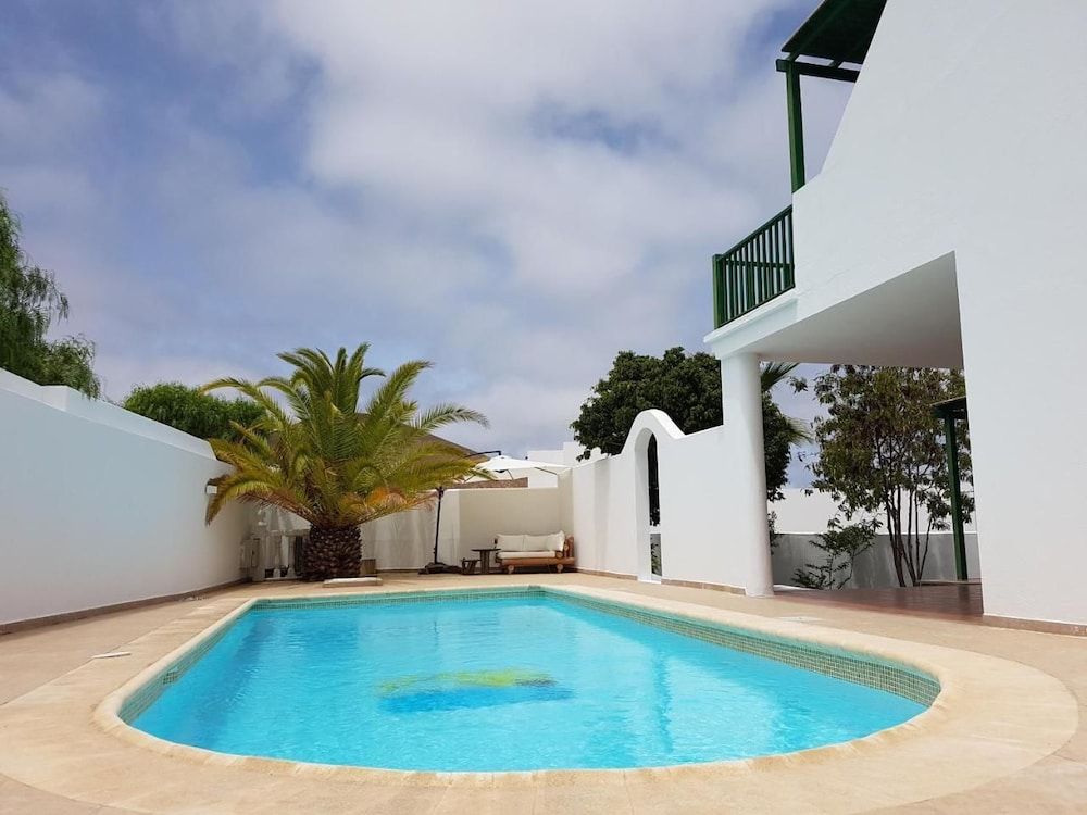 Marseille - Puerto Calero - Timanfaya Casa Rural - Puerto Calero