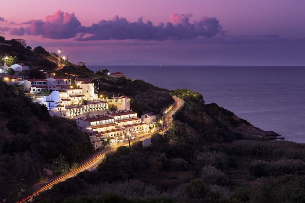 Paris - Ikaria - Kerame Studios & Apartments - Ikaria