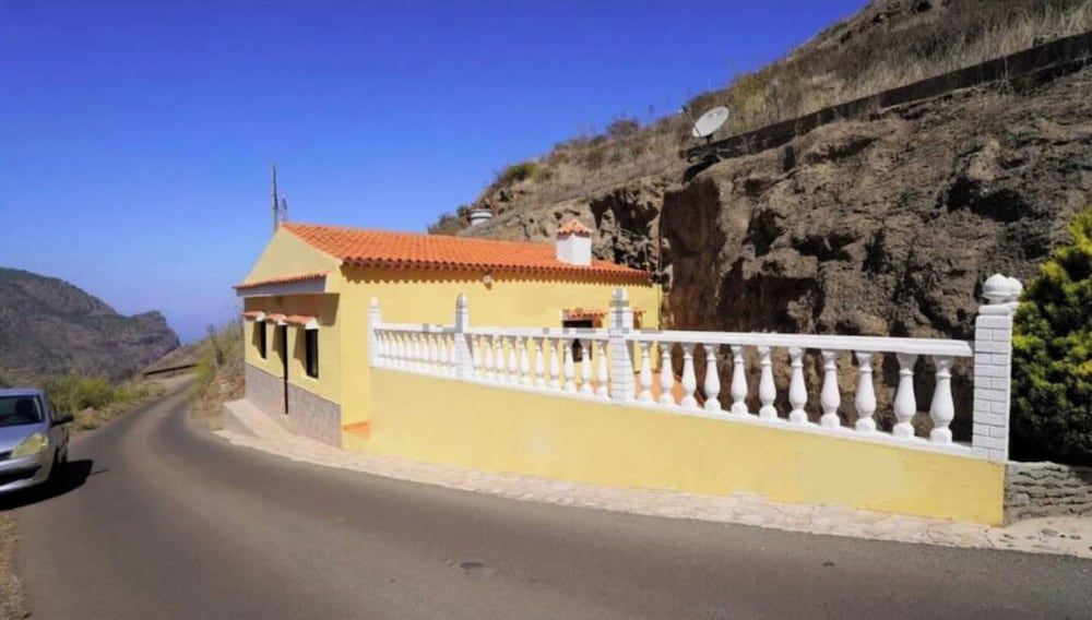 Nice - Agaete - Villa Palomino - Sleeps 6 - Parking - Pet Friendly - Agaete