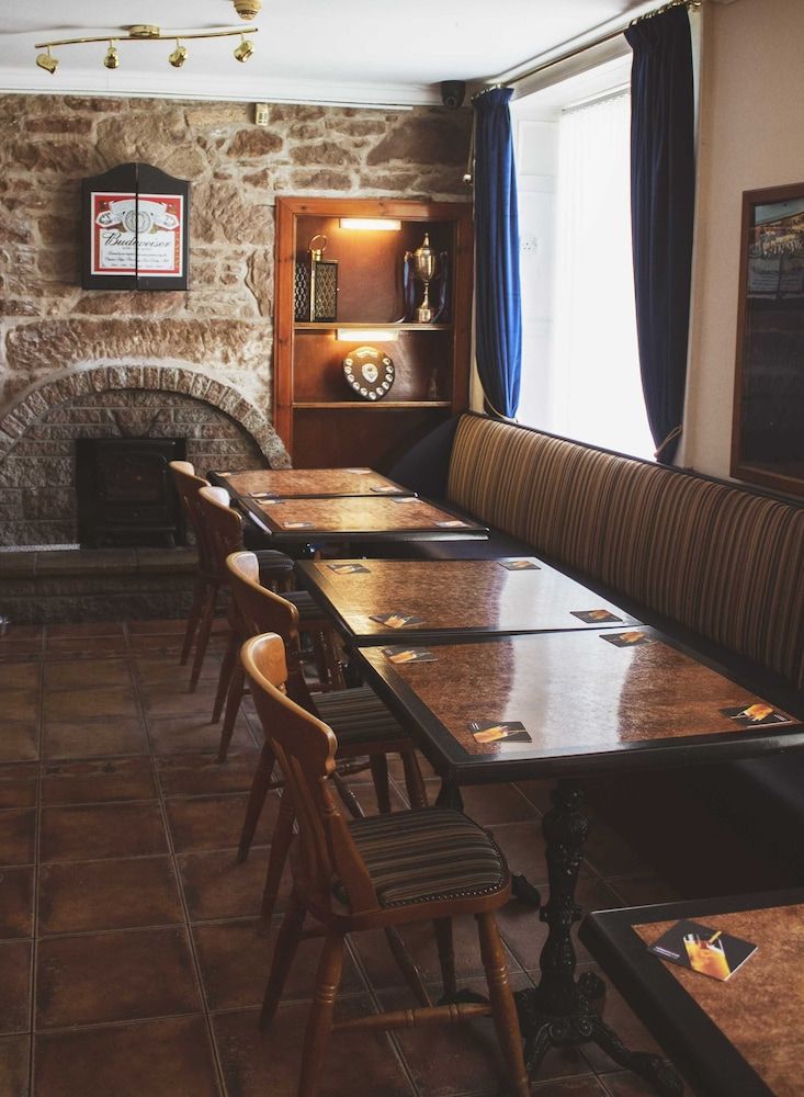 Clermont Ferrand - Perth - THE EARN HOTEL - Perth