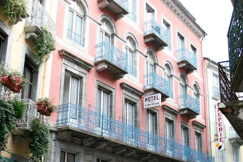 Paris - Pyrénées - Hotel Christian - Pyrénées