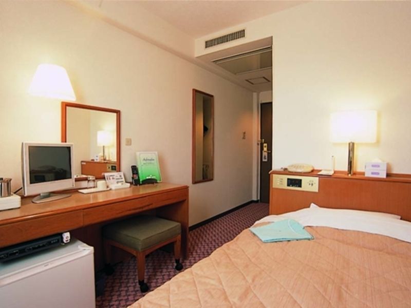 Paris - Urayasu - Mizue Daiichi - Urayasu