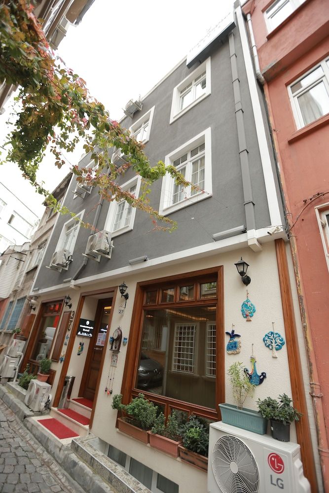 Marseille - Istanbul - Constantinopolis Hotel - Istanbul