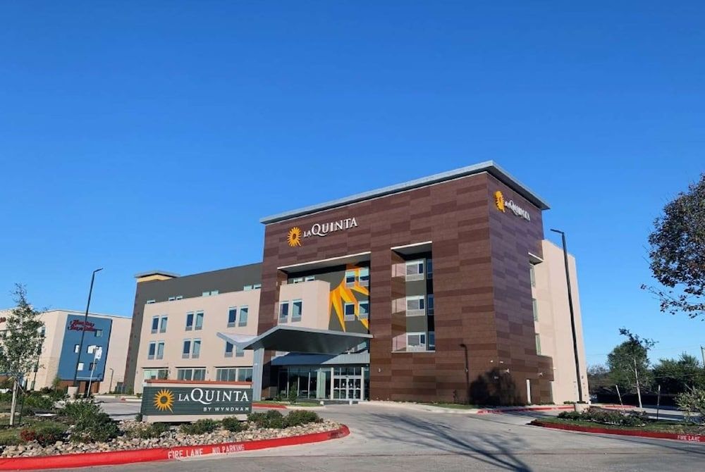 Paris - Dallas (TX) - La Quinta Inn & Suites by Wyndham Dallas/Fairpark - Dallas (TX)