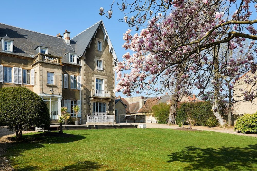 Paris - Moulins - Le Clos De Bourgogne - Moulins