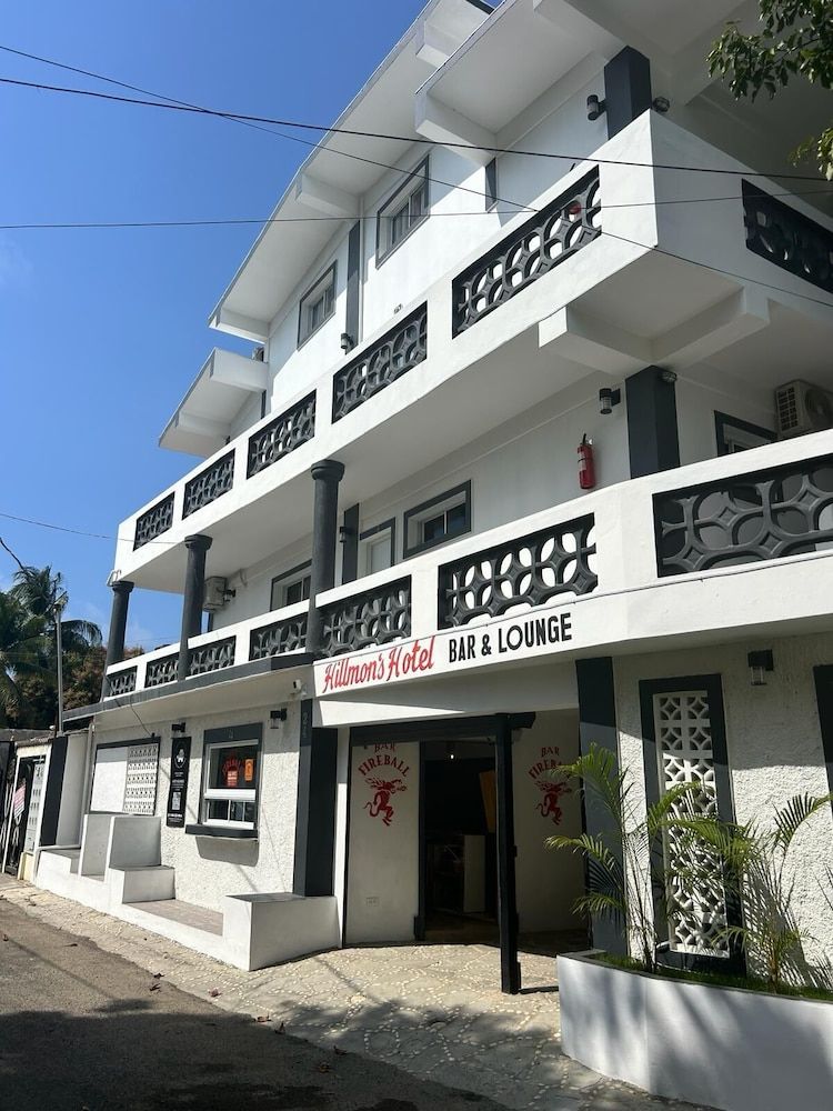 Montpellier - Sosua - HILLMON'S HOTEL BAR & LOUNGE - Sosua