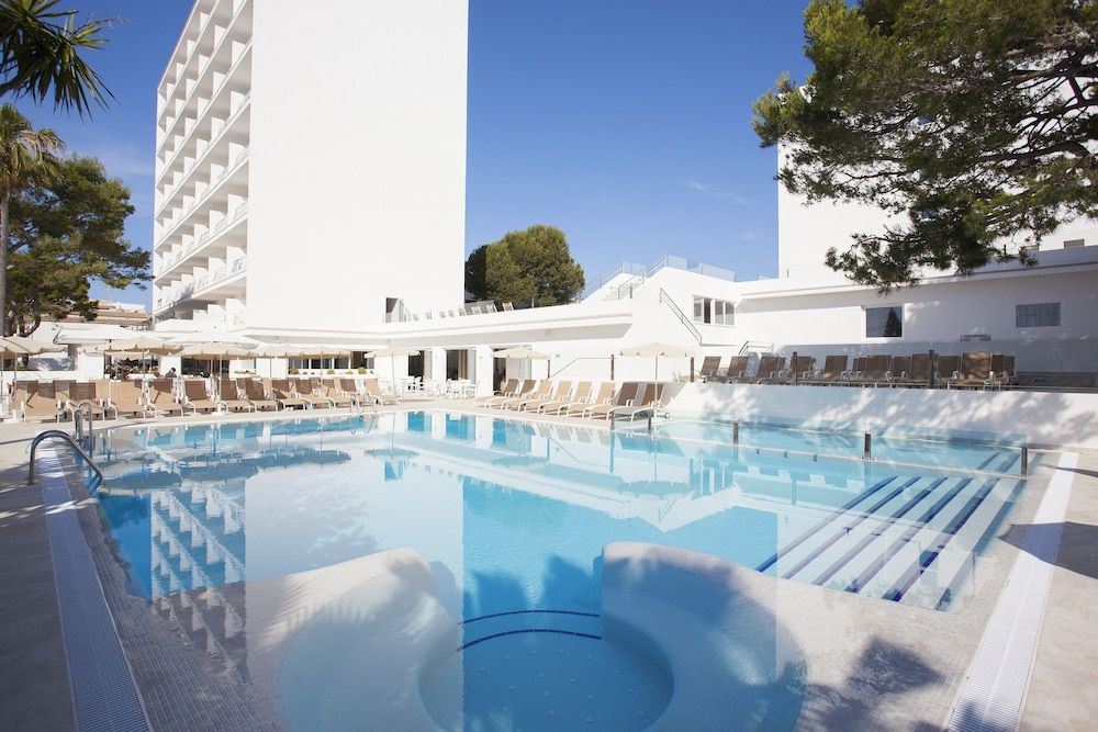 Lyon - Alcudia - Grupotel Farrutx - Alcudia