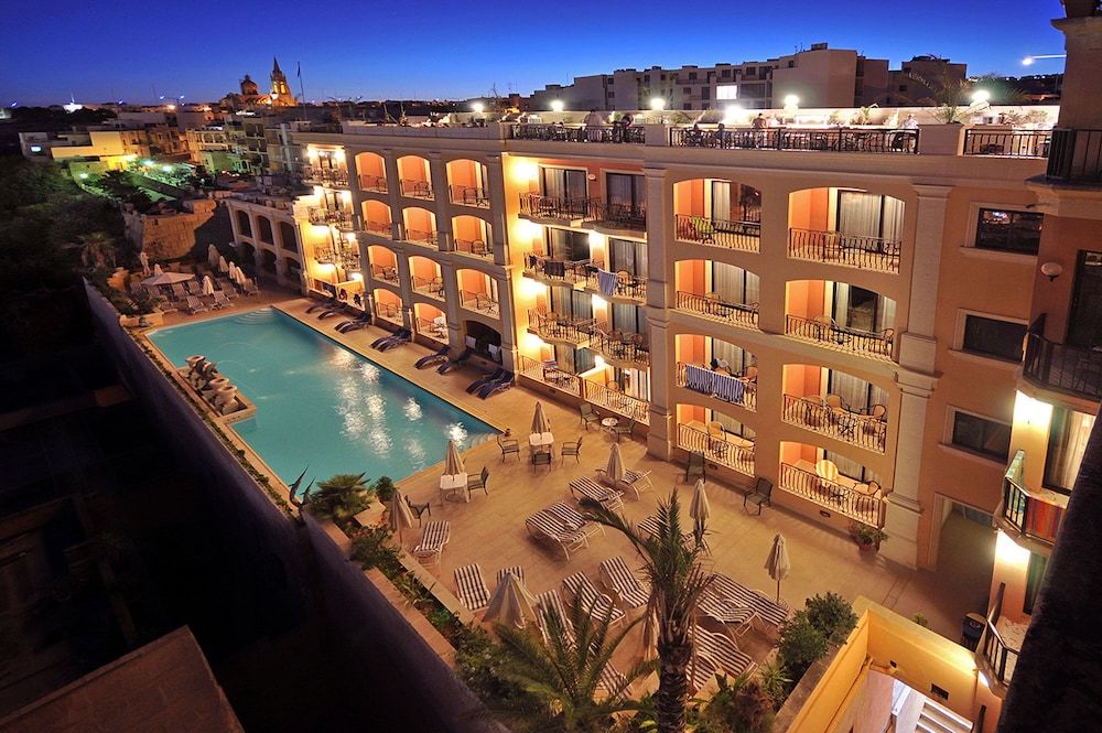 Lyon - San Lawrenz - Grand Hotel Gozo - San Lawrenz