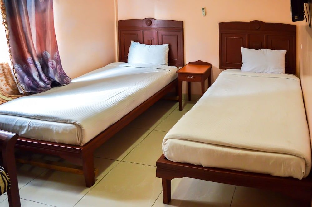Bâle Mulhouse - Kenya - côte de Mombasa, Afrique - Global Palace Hotel - Kenya - côte de Mombasa, Afrique