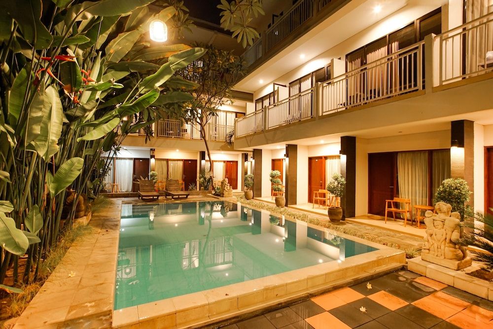 Marseille - Denpasar - Bali - The Kubu Hotel - Denpasar - Bali