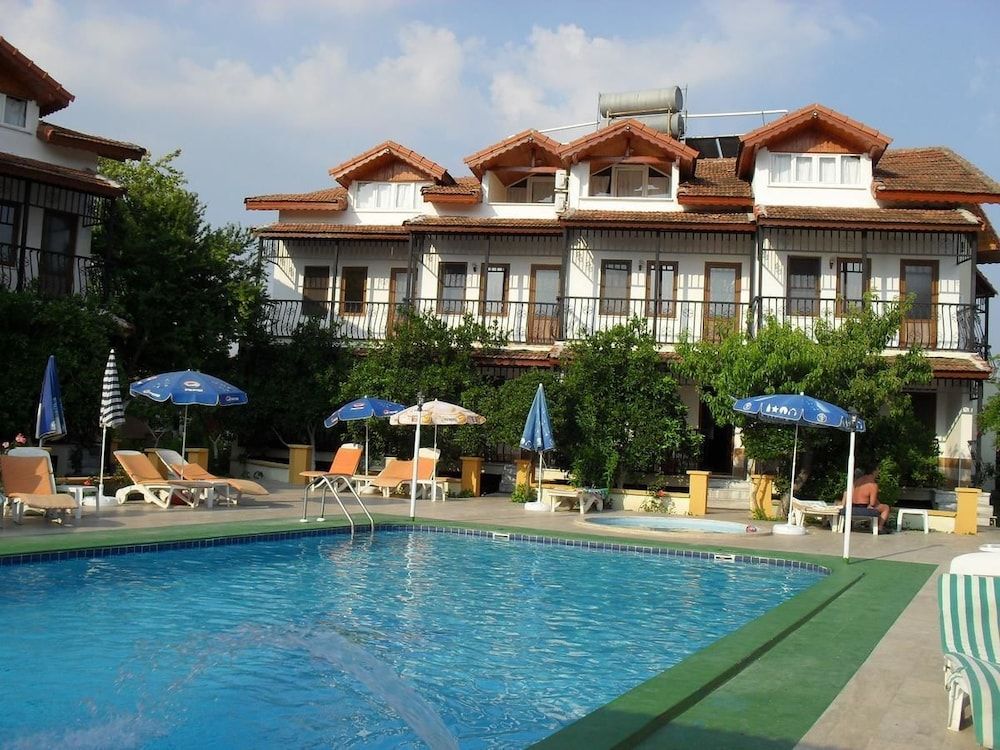 Lyon - Dalyan - Villa Ozalp Apartments - Dalyan