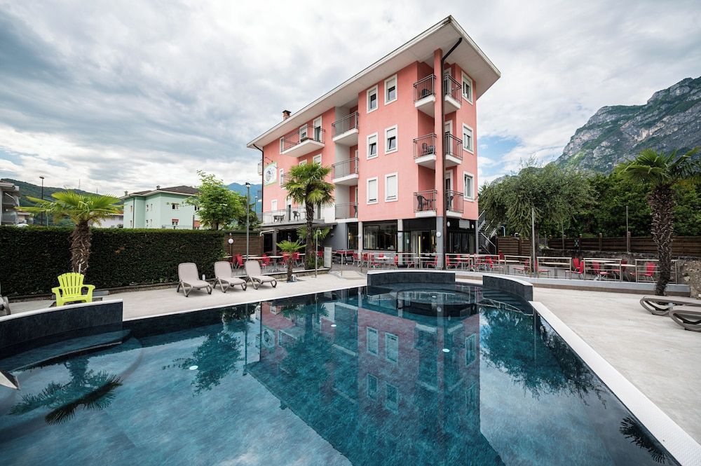 Paris - Riva del Garda - Hotel Rudy - Riva del Garda