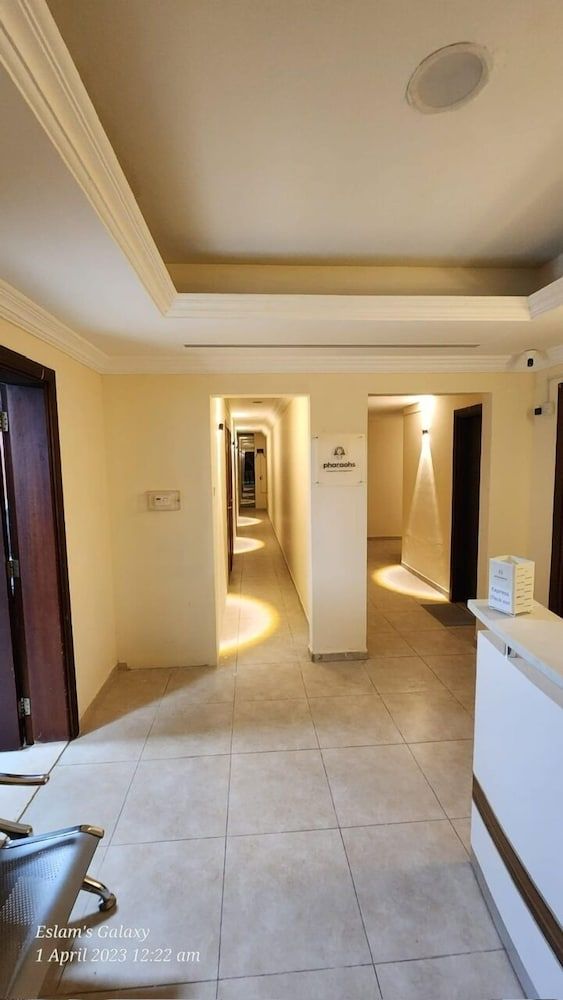 Paris - Dubaï - Pharaohs Inn Deira Hostel - Dubaï