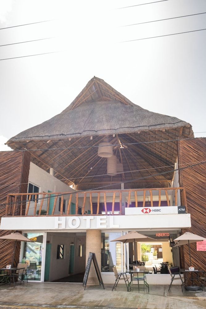 Lyon - Isla Holbox - Hotel Pelicano - Isla Holbox