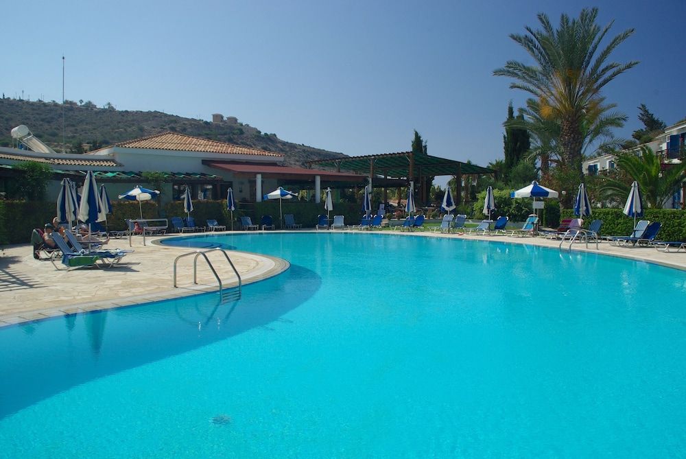 Nice - Pissouri - Hylatio Tourist Village - Pissouri