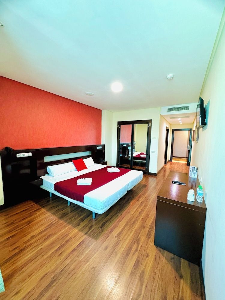 Nice - Getafe - Hotel La Cantueña - Getafe