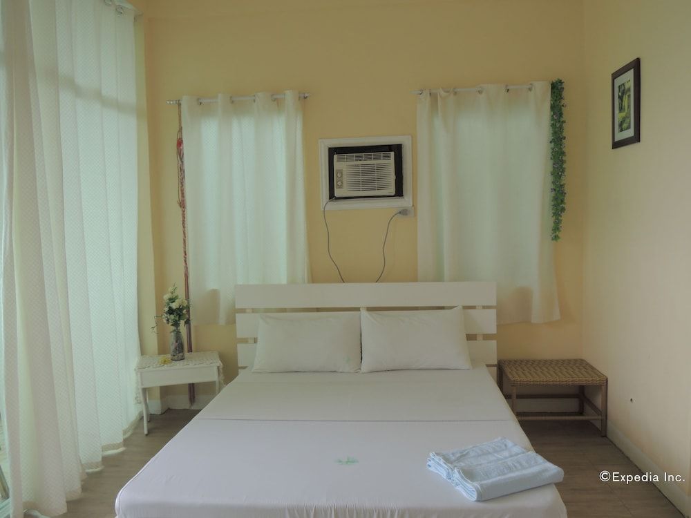 Bordeaux - Cebu City - WJV BEACH RESORT MOALBOAL - Cebu City