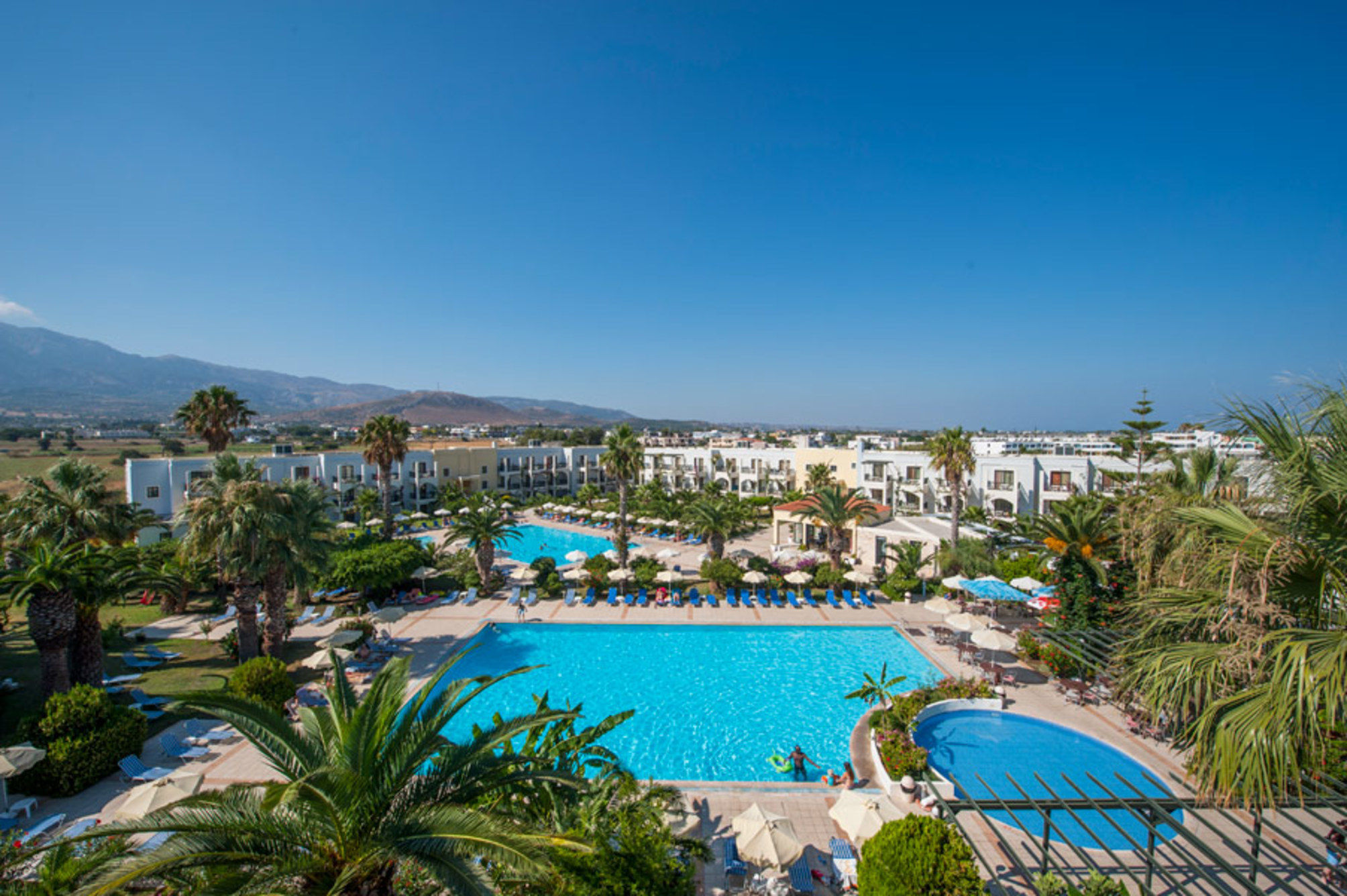 Tigaki Beach Hotel 1