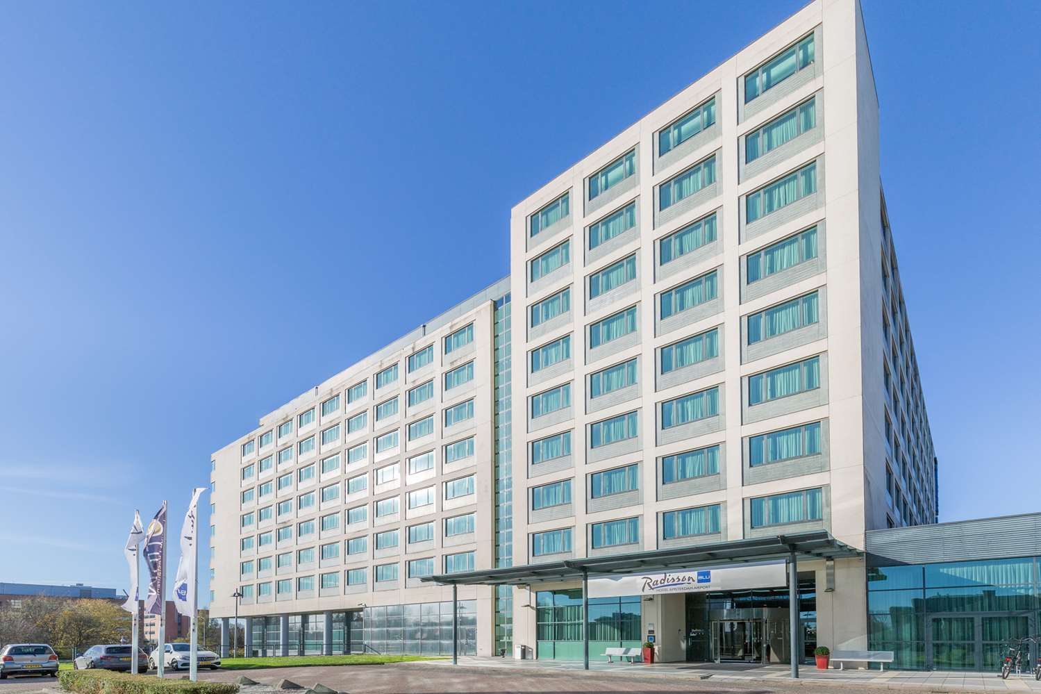 Radisson Blu Hotel Amsterdam Airport, Schiphol 1