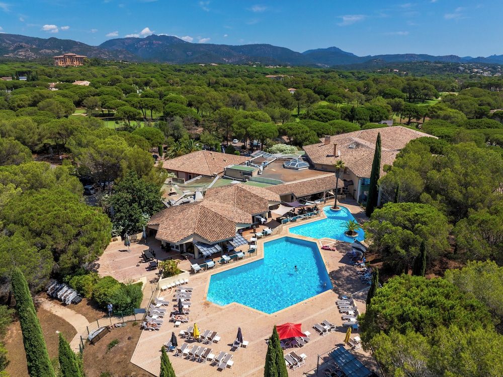 Paris - Frejus - Garrigae Domaine de l'Esterel - Frejus